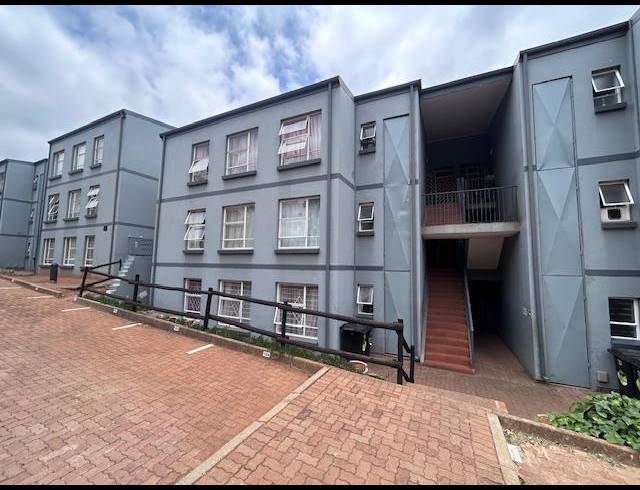 2 BEDROOM APARTMENT FOR SALE IN WESTDENE